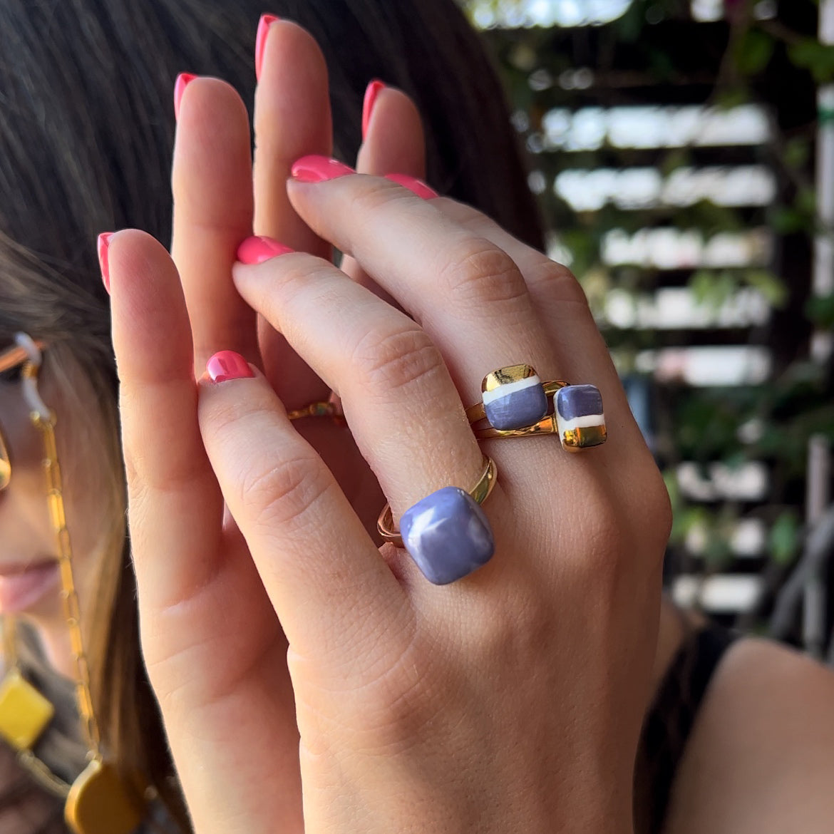Anello Cubo maxi in ceramica glicine