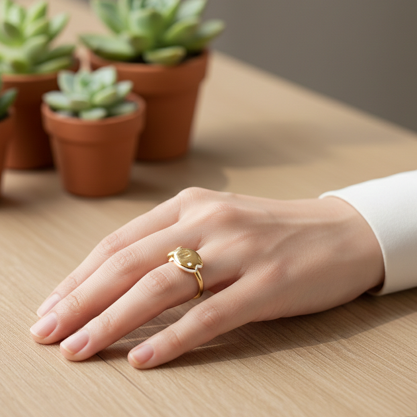 Gold fish ring