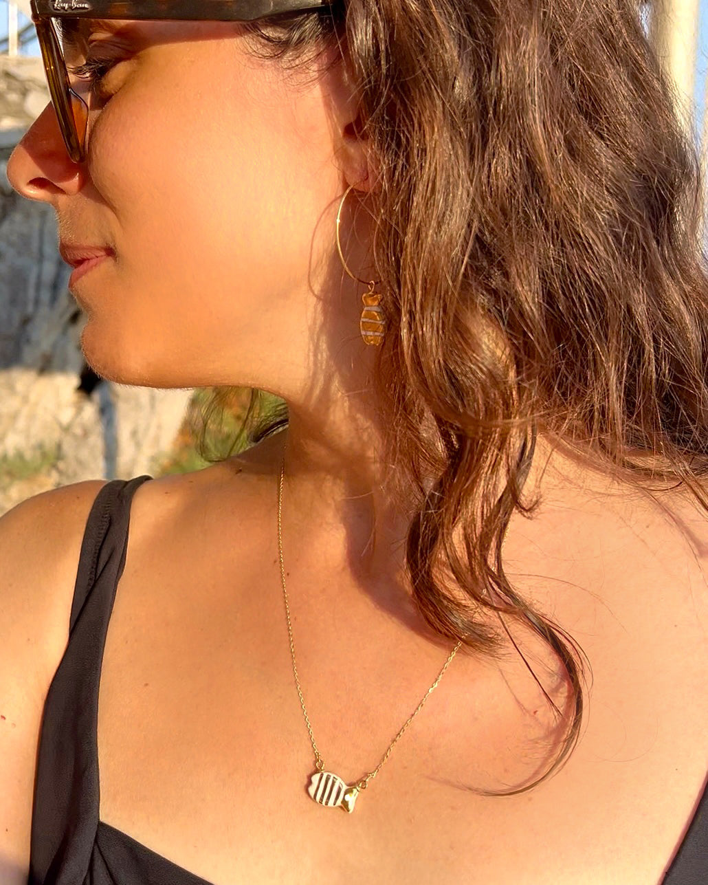 Collana con Pesciolino a strisce oro