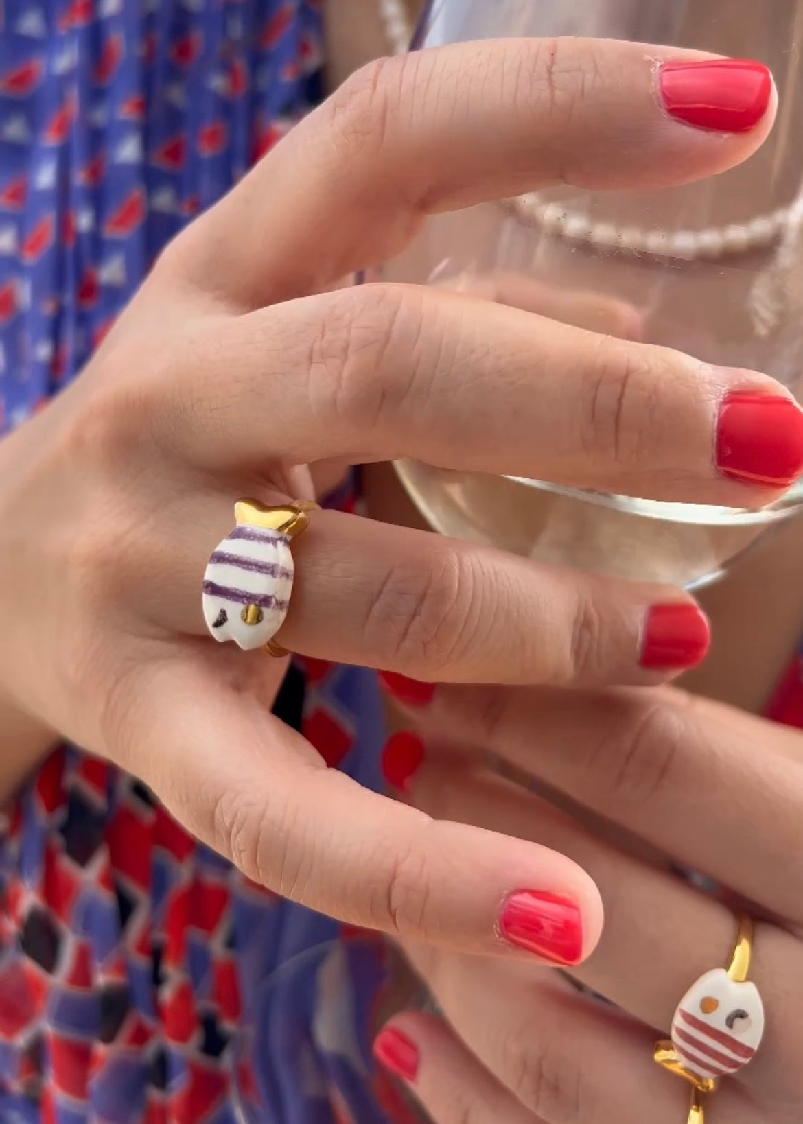Anello Pesciolino rosso vietri e oro