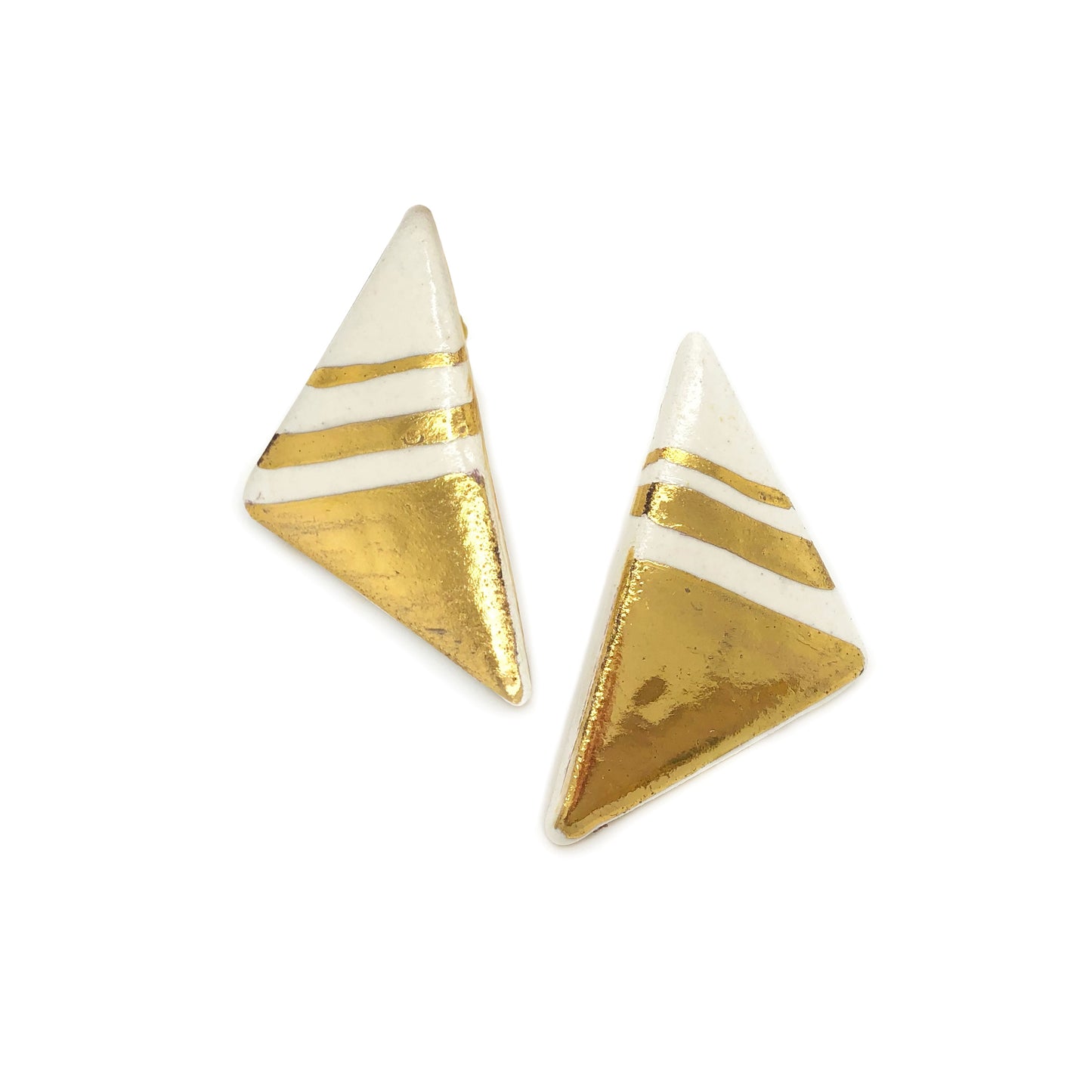 Orecchini triangoli in bianco e oro