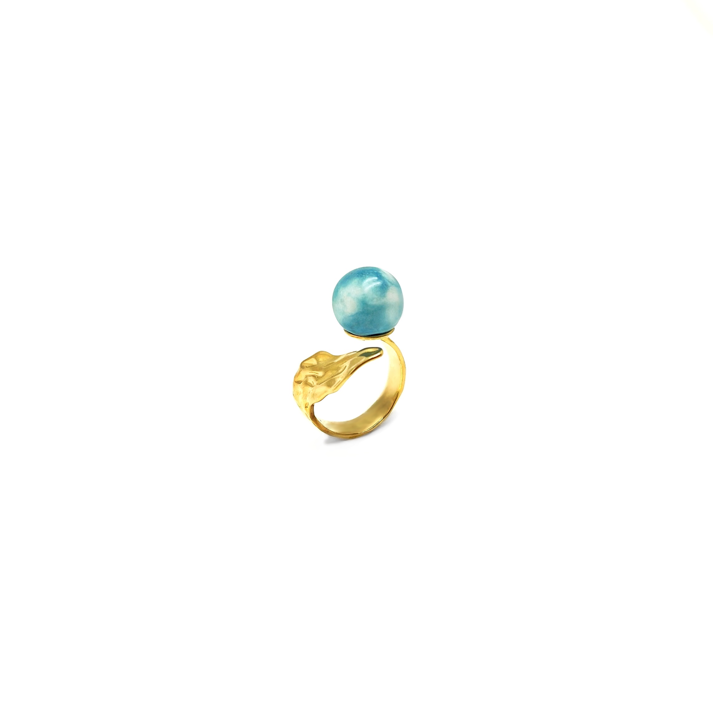 Anillo esfera blanca y teja dorada