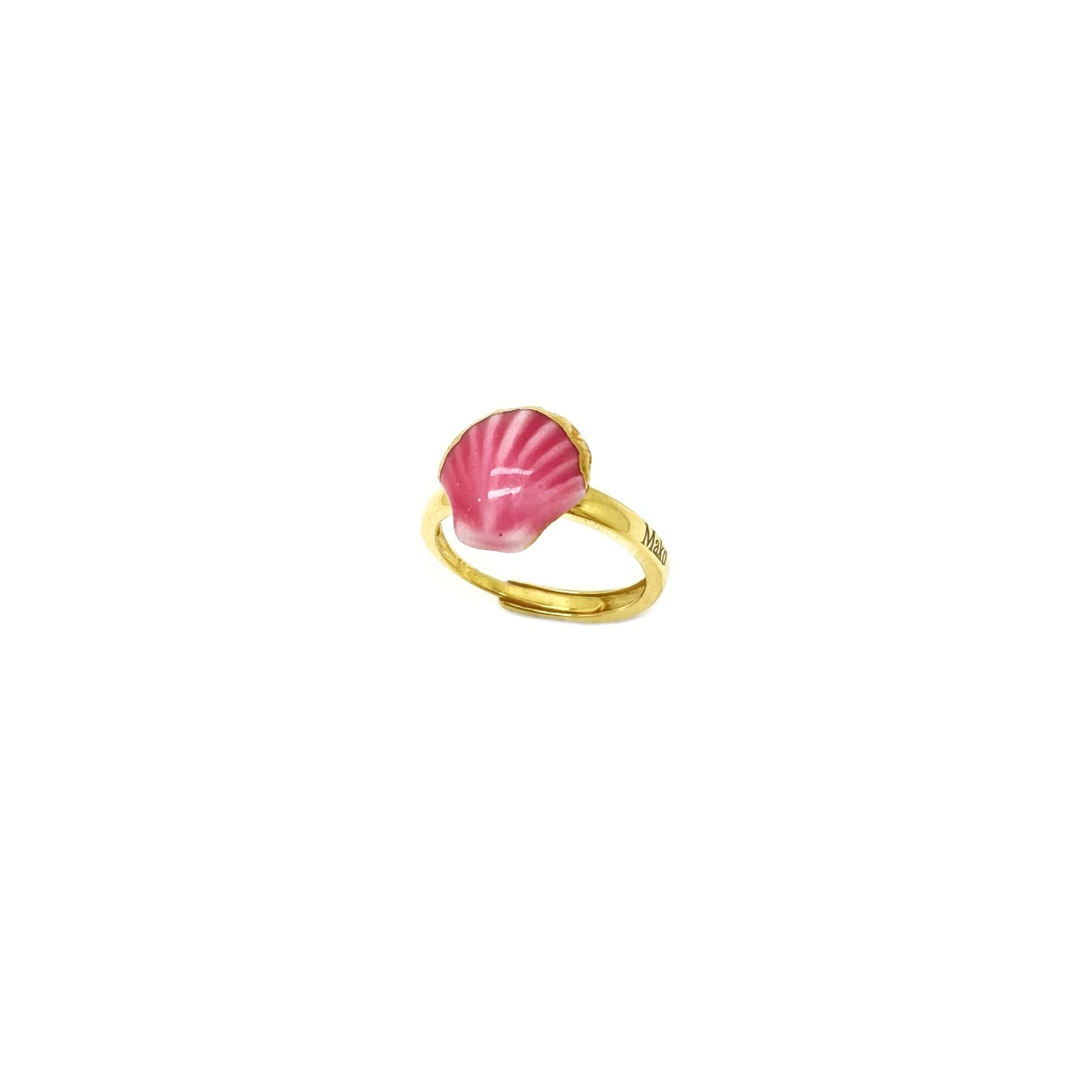 Anillo de azulejos blancos con líneas doradas.