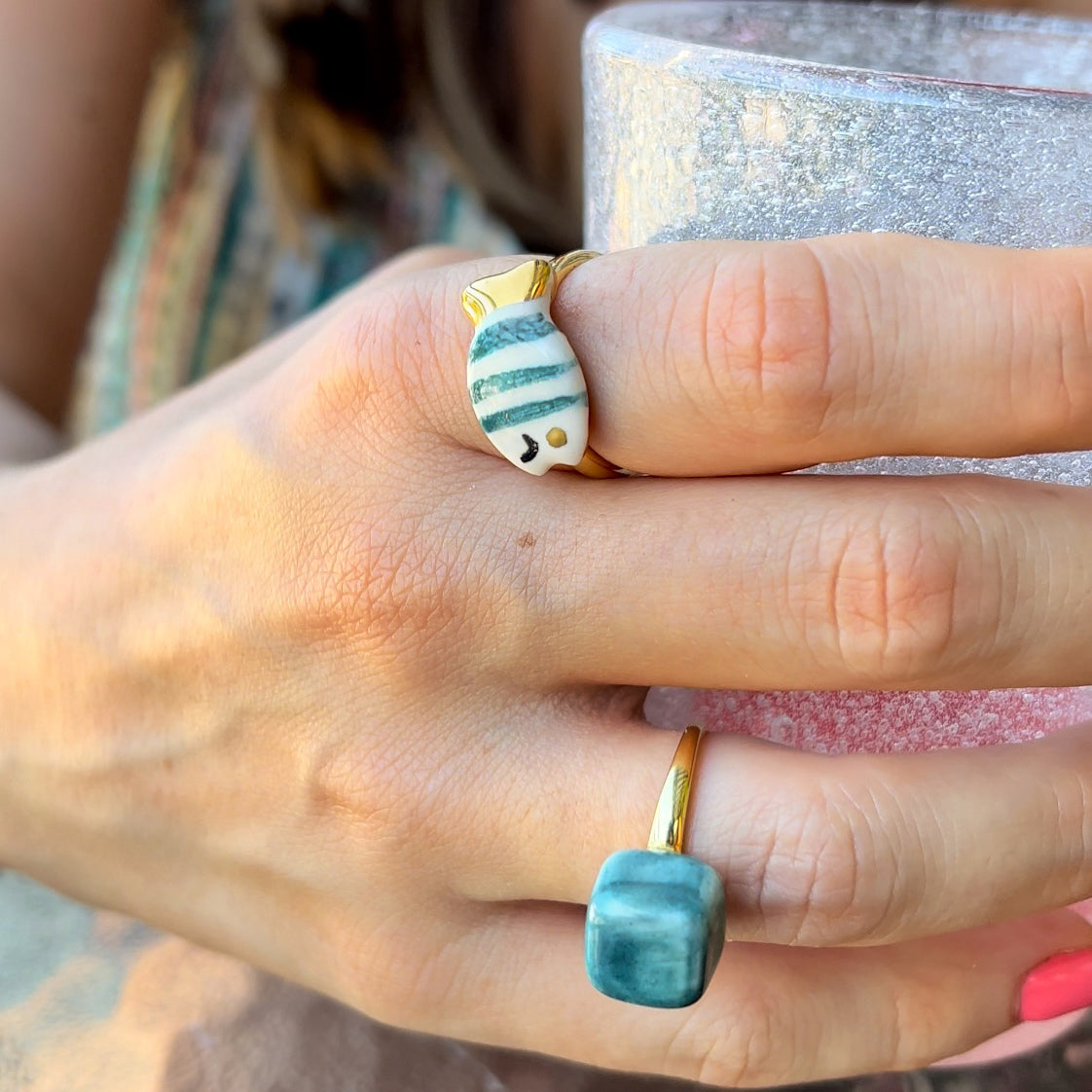Little fish ring in aquamarine and gold