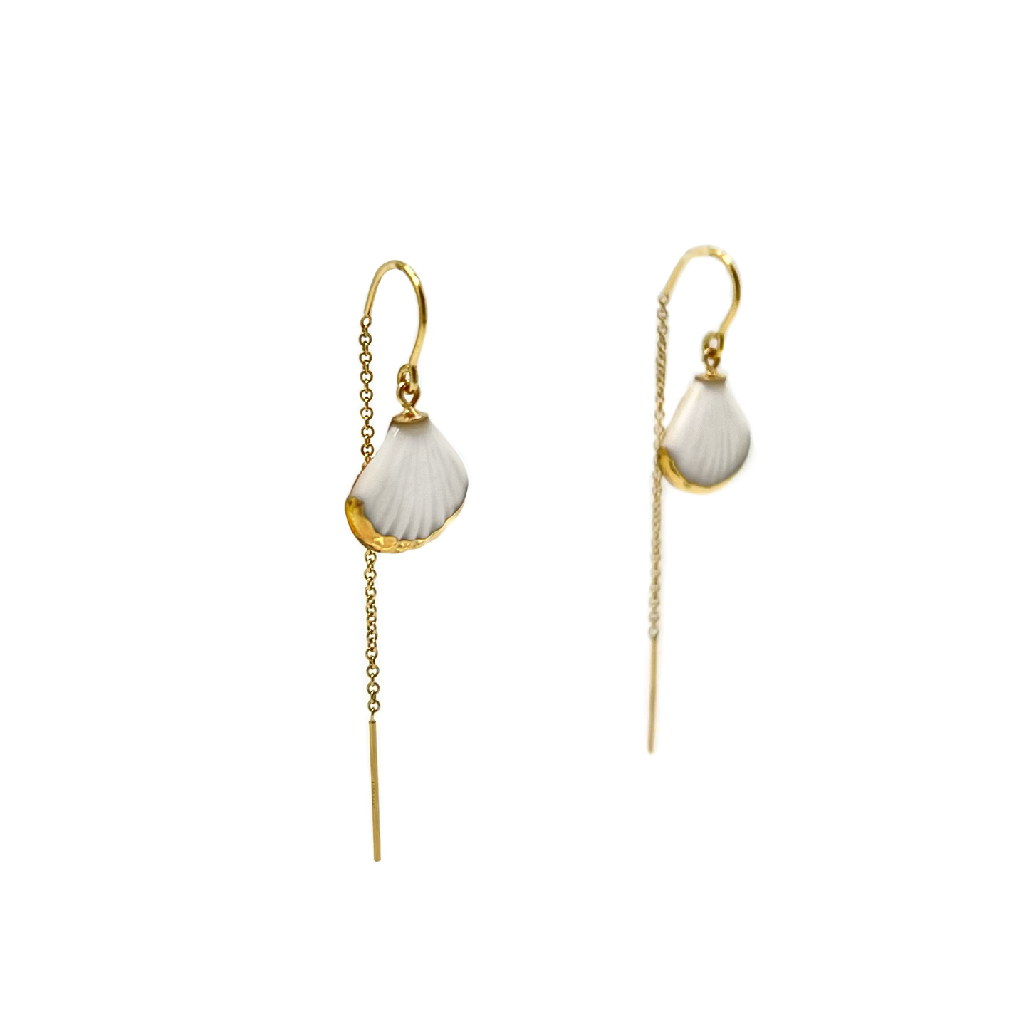 Pendientes de mayólica con flores azules y doradas