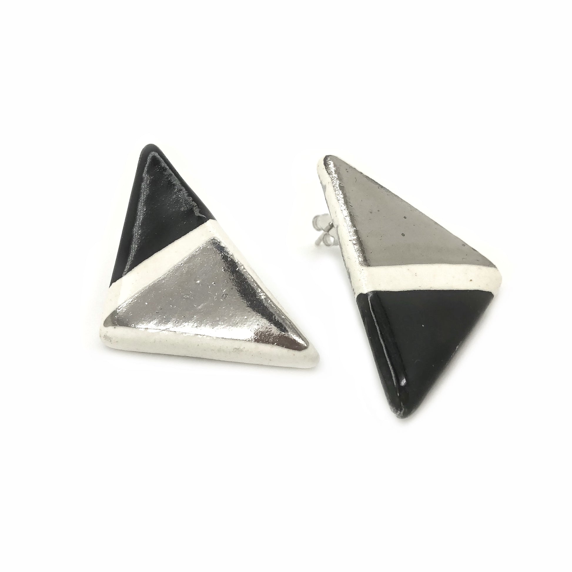 triangoli nero e platino